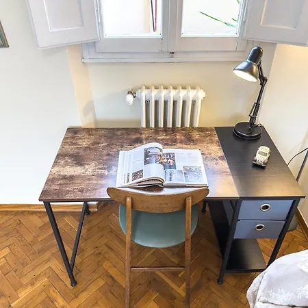 Rosselli Terrace Apartman *